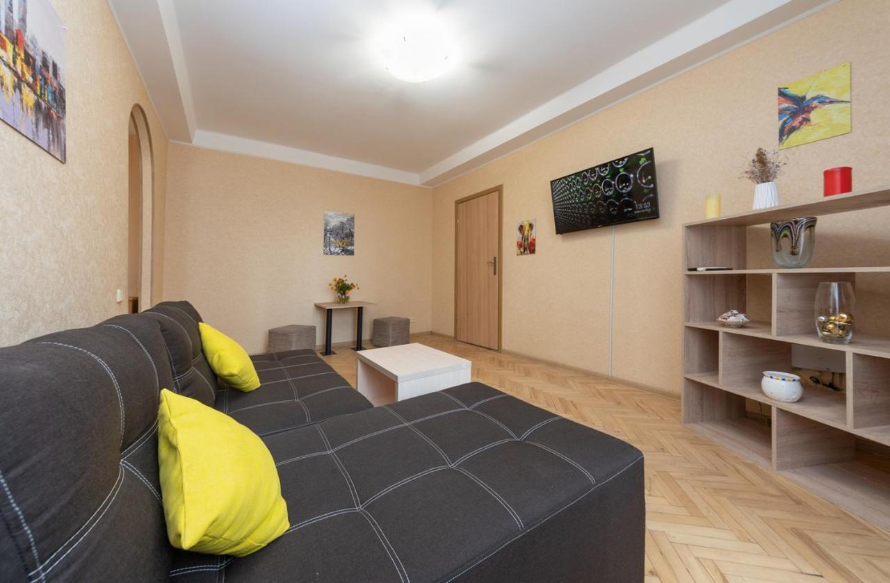 1 Bedroom Apart Near Metro Pecherska Kiev Extérieur photo