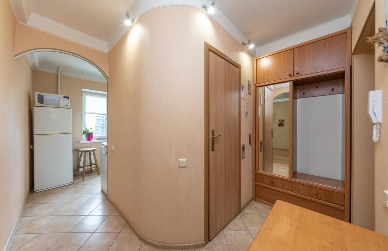 1 Bedroom Apart Near Metro Pecherska Kiev Extérieur photo