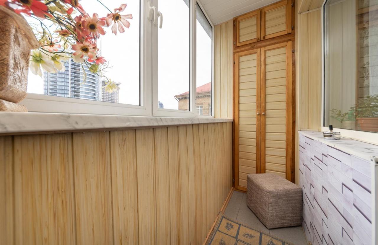 1 Bedroom Apart Near Metro Pecherska Kiev Extérieur photo