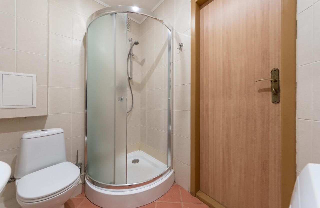 1 Bedroom Apart Near Metro Pecherska Kiev Extérieur photo